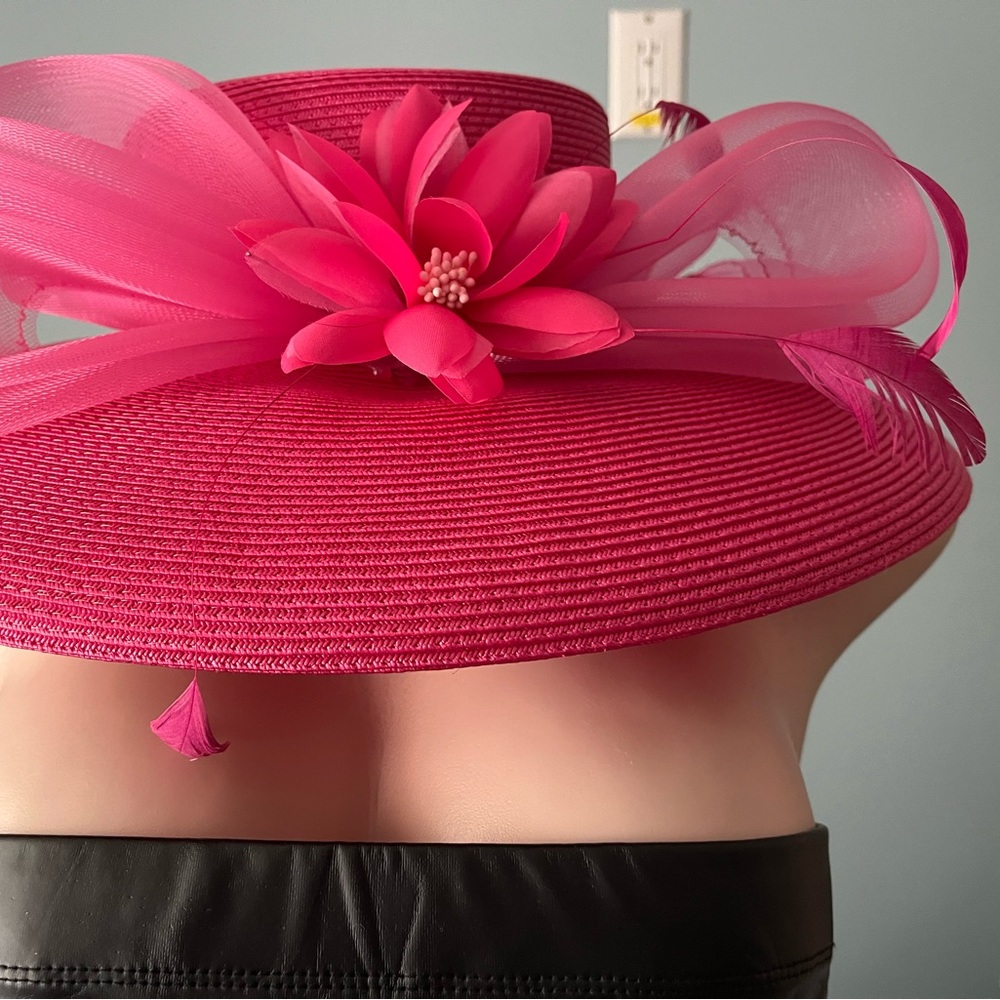 Vibrant Pink Hat with Floral Detail - Picture 2 of 4